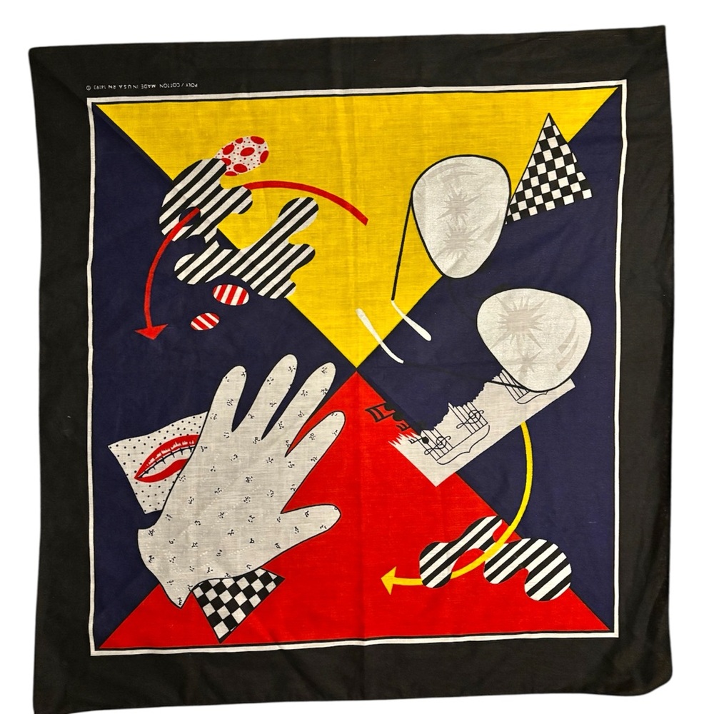 Abstract 80s/90s Geometric Scarf